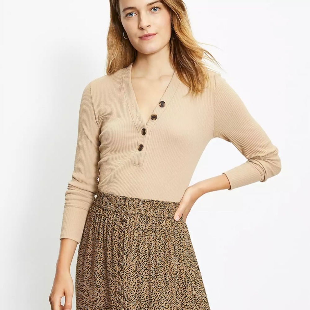 NWT LOFT Women's Ribbed Henley Top